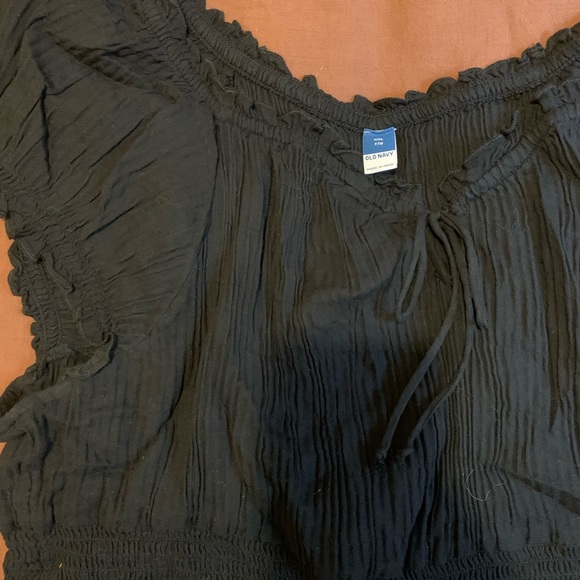 Women’s cute Peplum Top - Plus Size - Picture 2 of 3